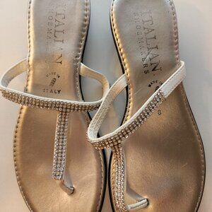 Italian Shoemaker White Flip Flops Size 8